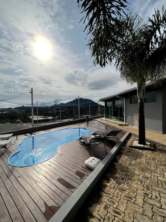 فيلا سوكوروفي Casa Alto Padrao Com Area Gourmet Completa, Piscina E Campo Futebol المظهر الخارجي الصورة